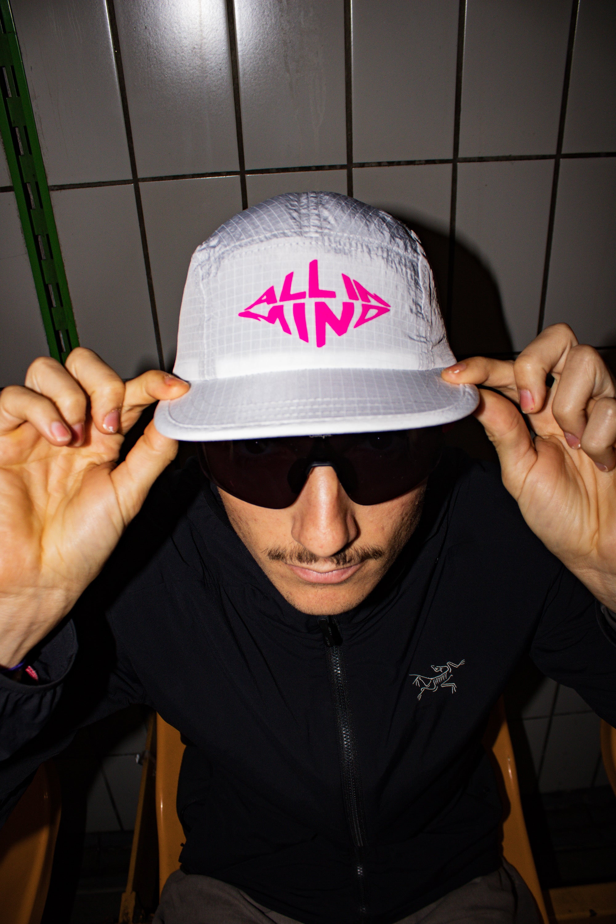 ALL IN MIND WHITE CAP