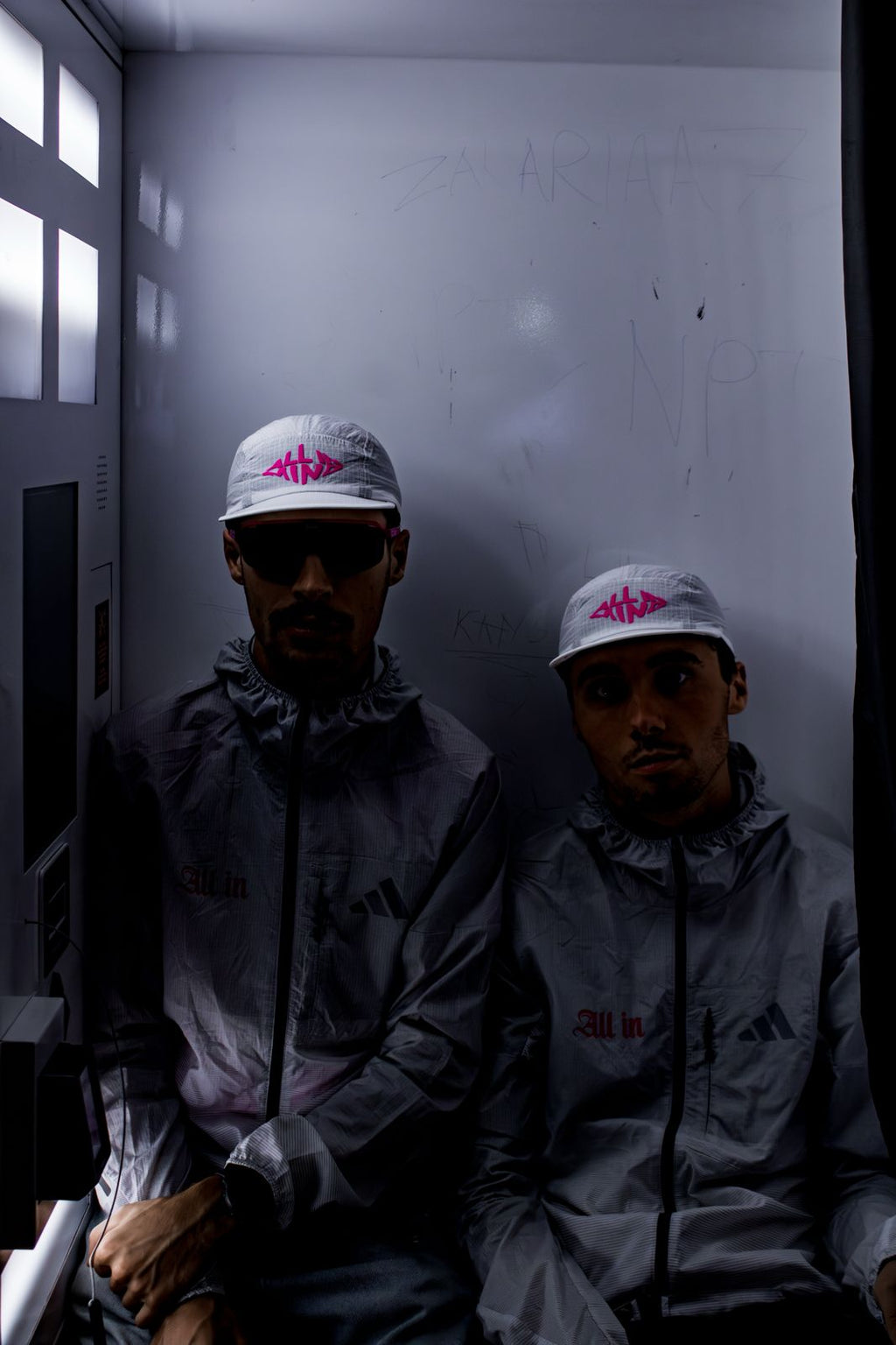 ALL IN MIND WHITE CAP