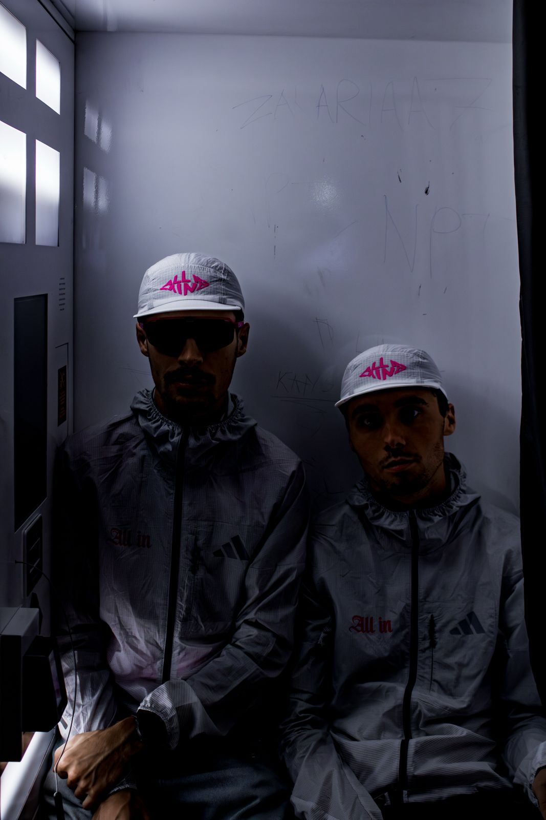 ALL IN MIND WHITE CAP